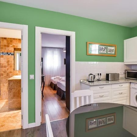 Big Stylish And Modern Apartment In Madrid Centre Buitenkant foto
